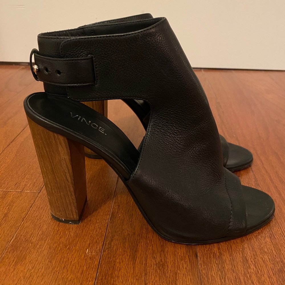 VINCE. Black Heels